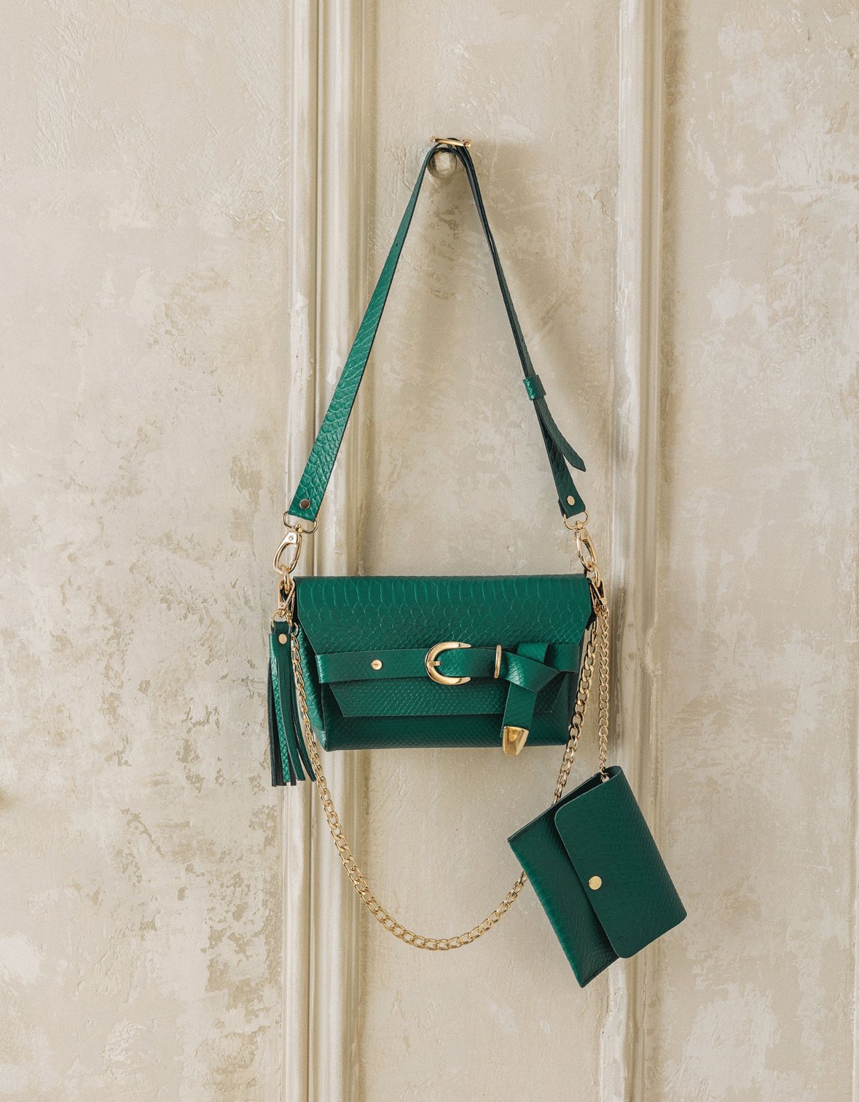 Individual Art Leather Regret me bag forest green gold