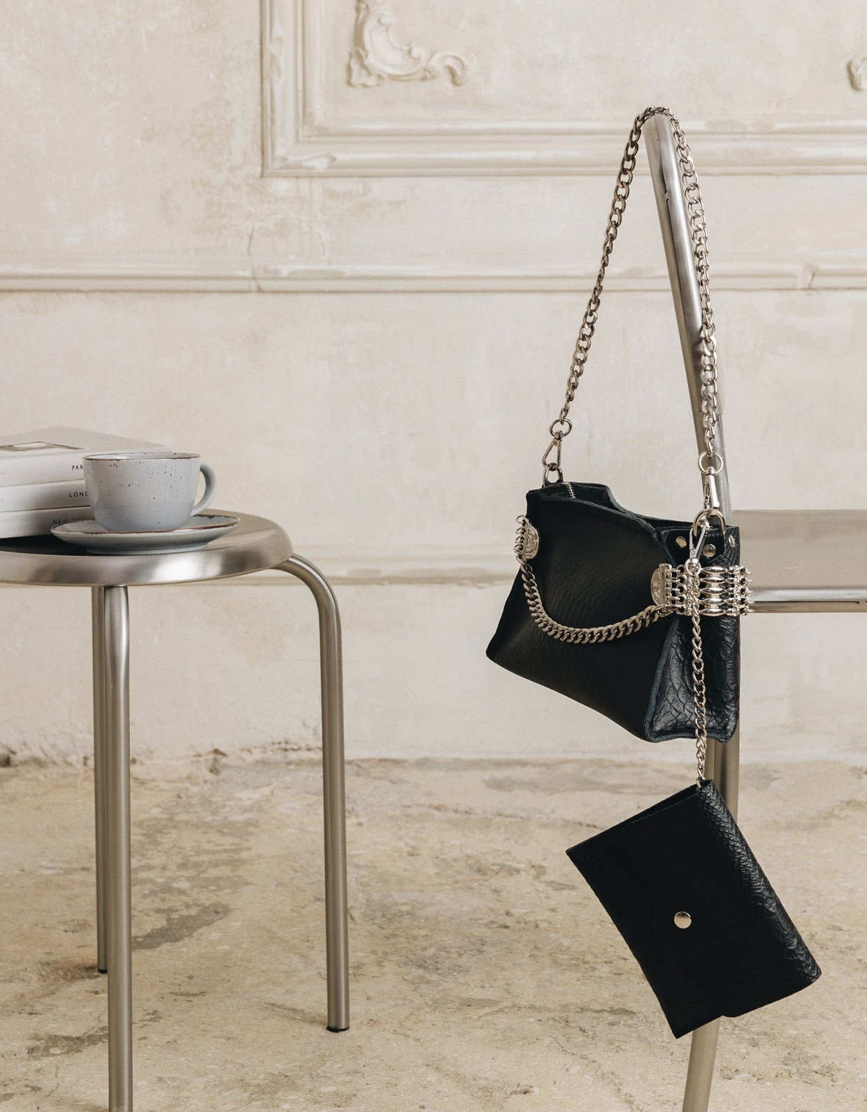 Individual Art Leather Rise today bag black nickel