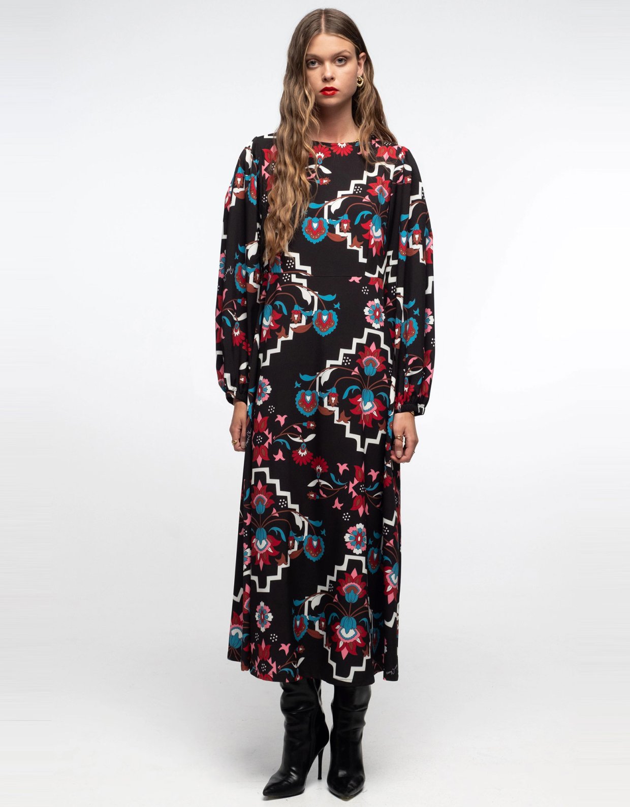 Peace and Chaos Romancer long dress