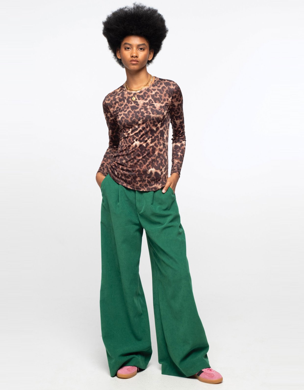 Peace and Chaos Rosette top