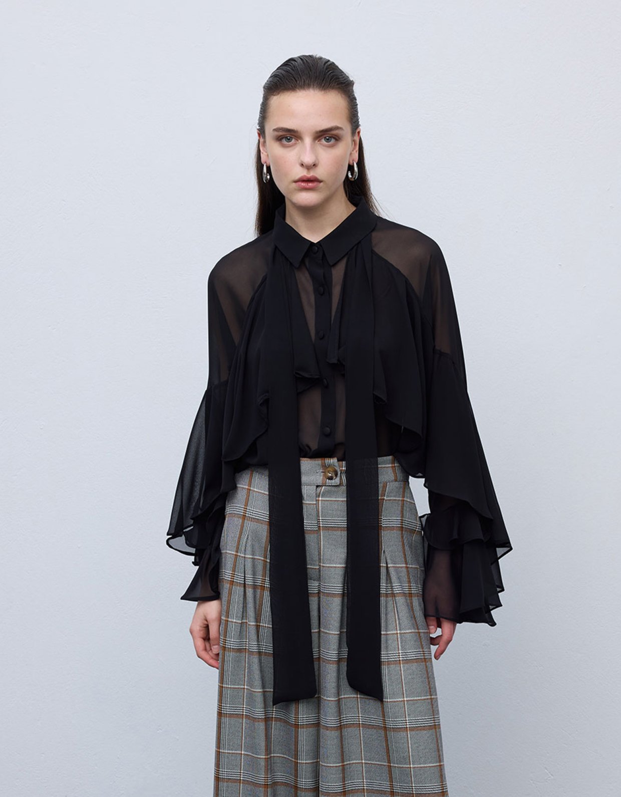 Ciel Concept Ruffle shirt black