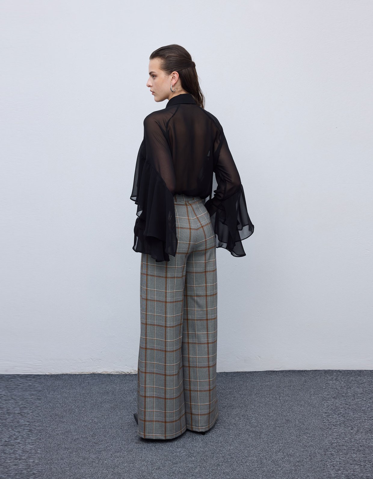 Ciel Concept Ruffle shirt black