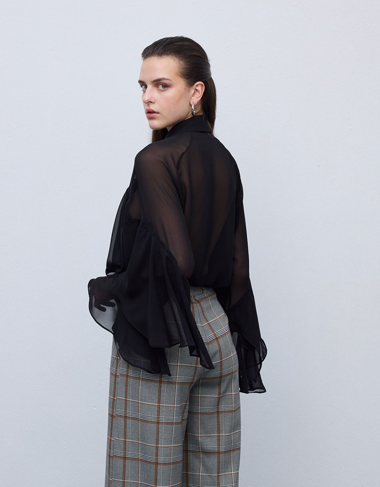 Ciel Concept Ruffle shirt black