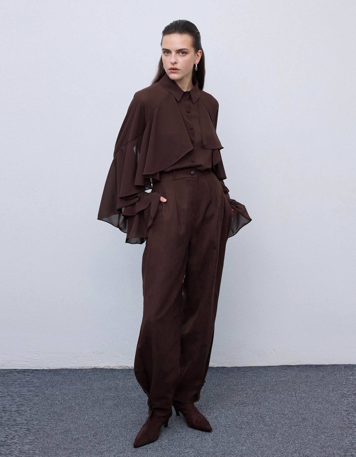 Ciel Concept Ruffle shirt brown