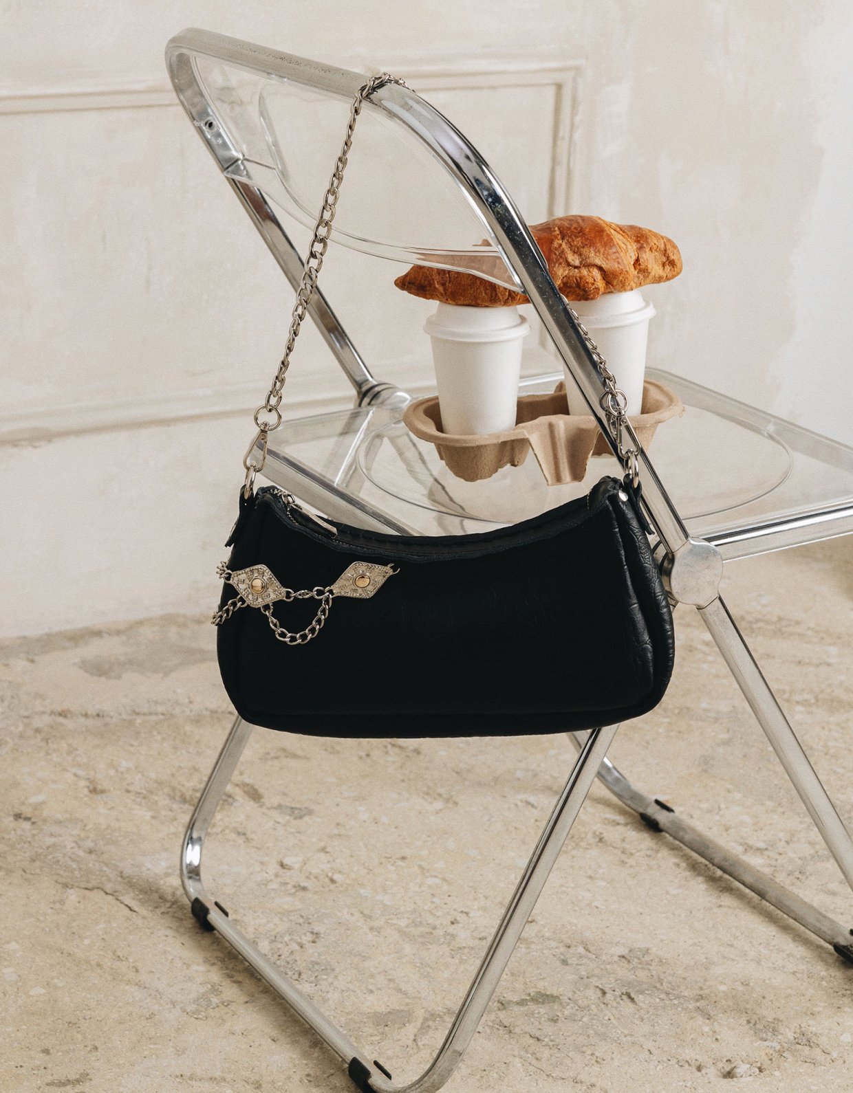 Individual Art Leather Rushmere bag black nickel