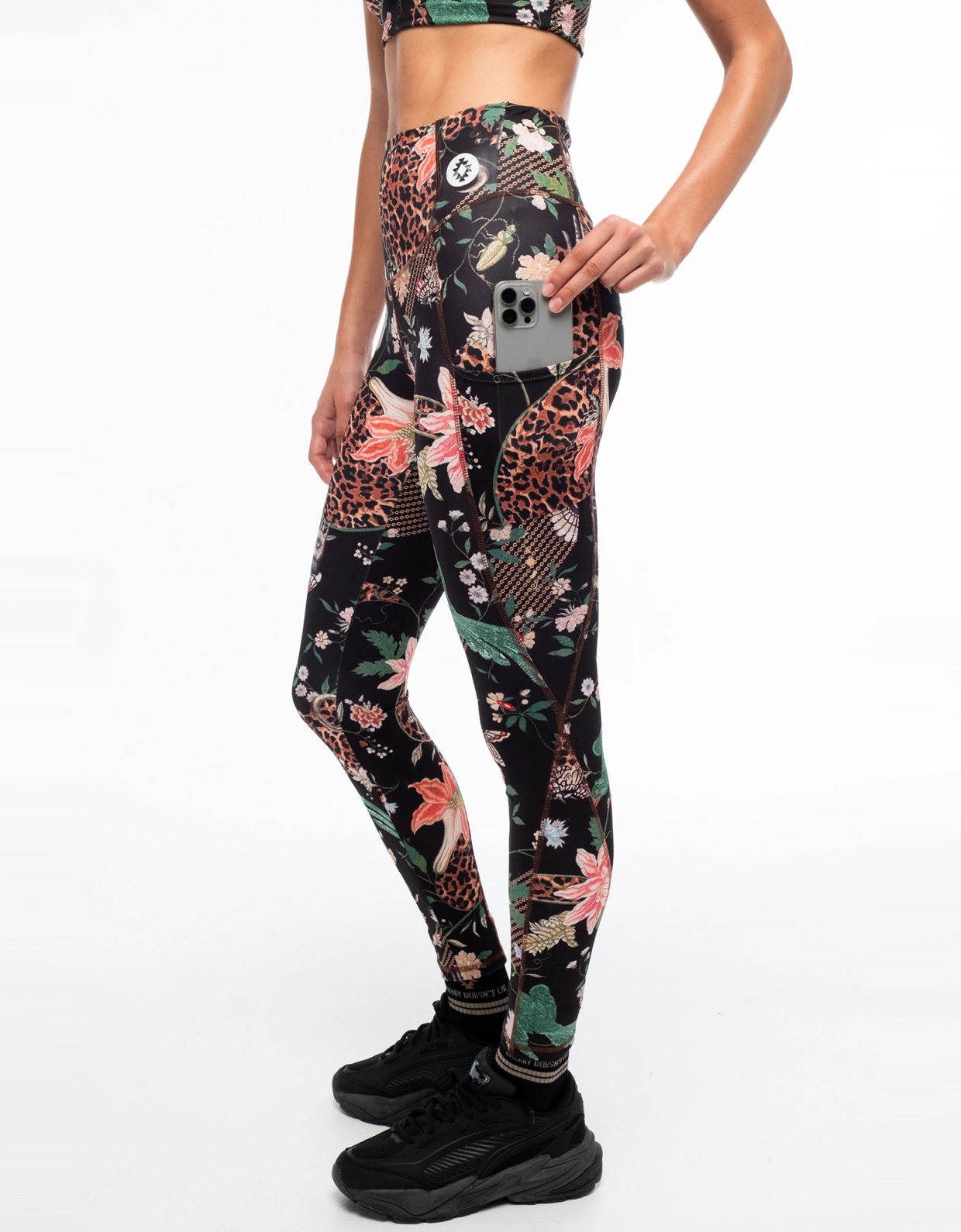 Peace and Chaos Sacred wild sports leggings