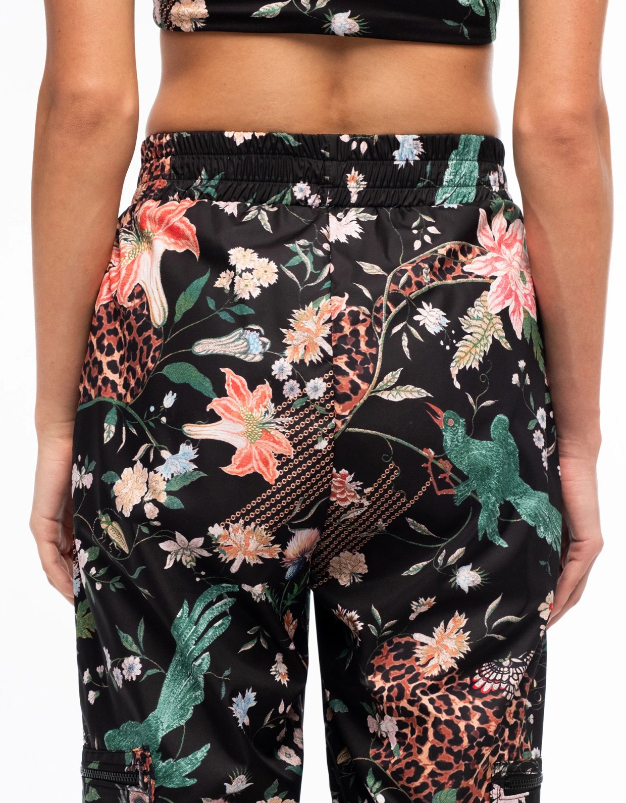 Peace and Chaos Sacred wild training pants