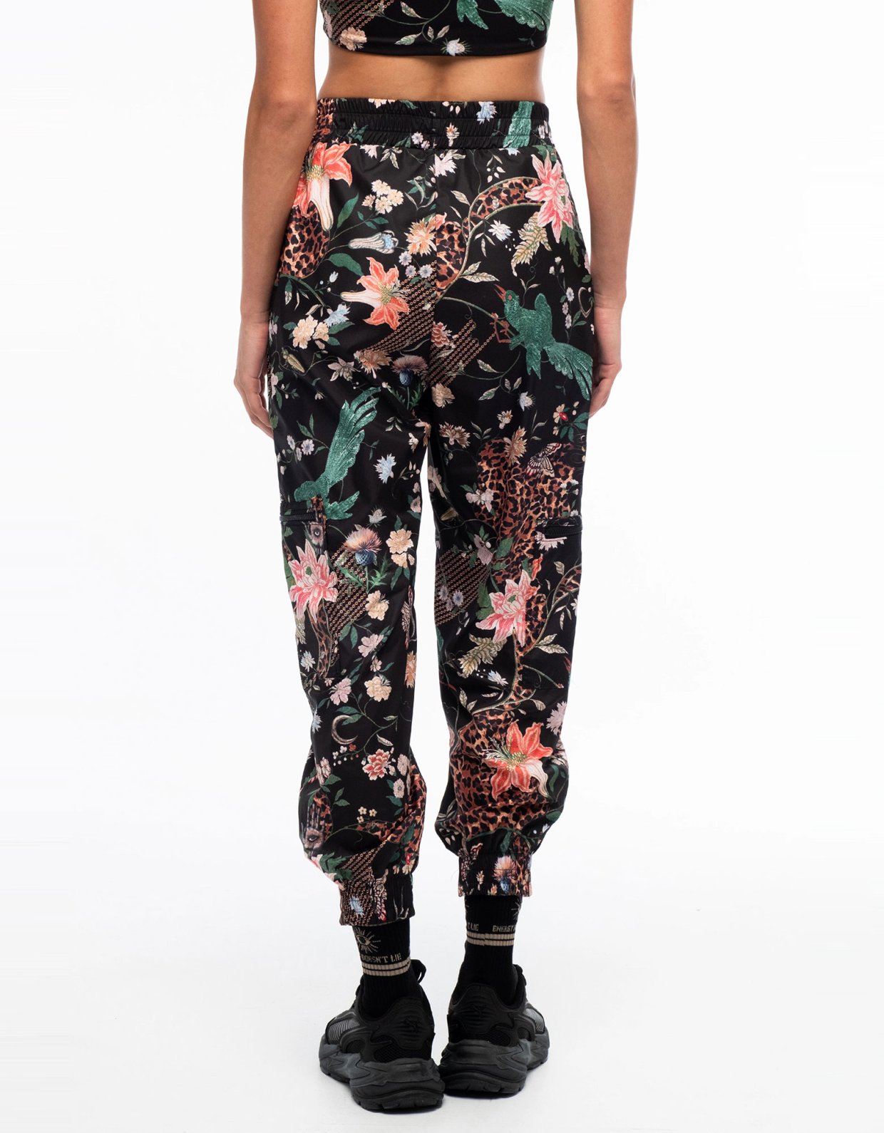 Peace and Chaos Sacred wild training pants