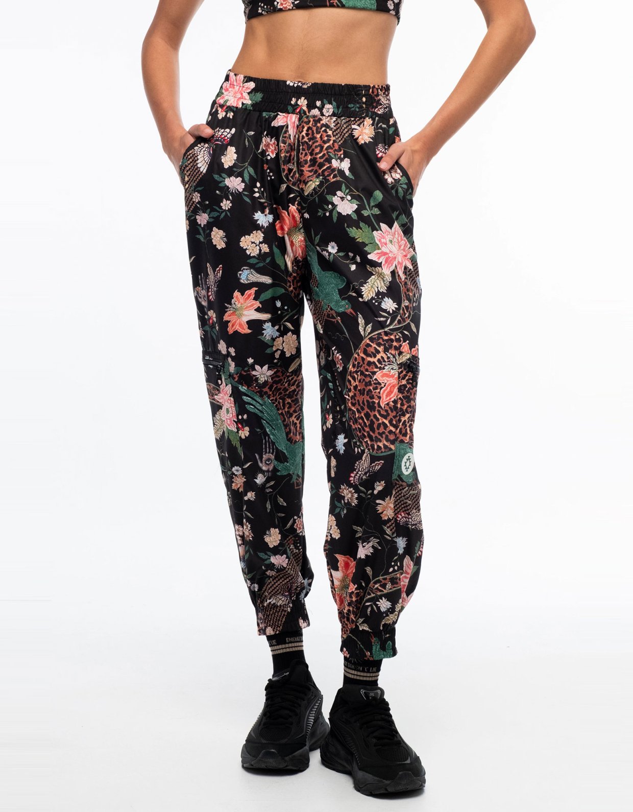 Peace and Chaos Sacred wild training pants