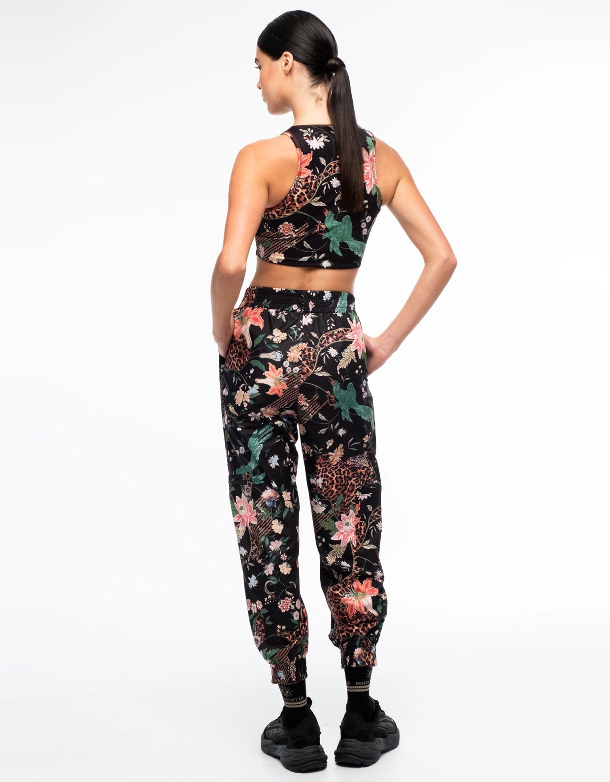 Peace and Chaos Sacred wild training pants