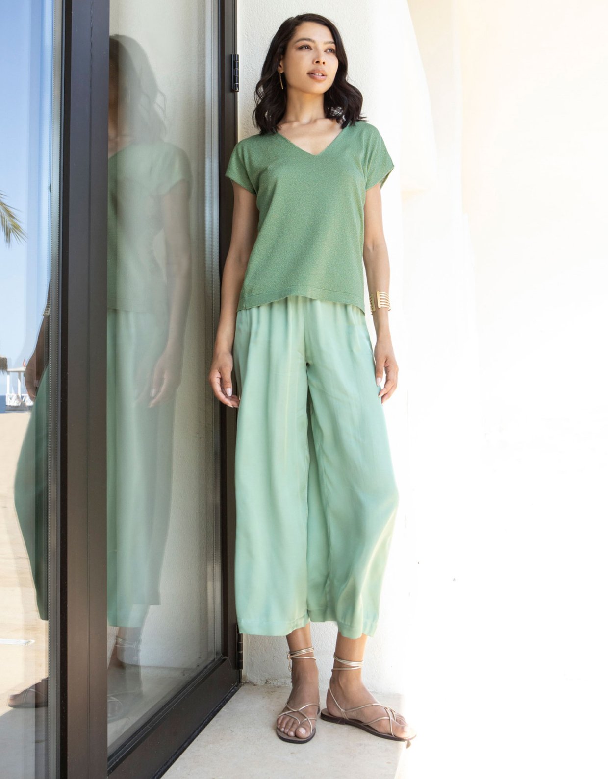 Aggel Knitwear Satin crop pants aloe