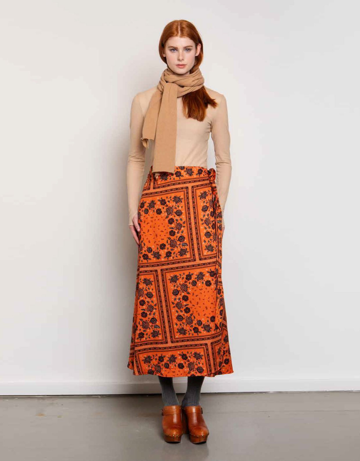 Nisώ Scarf skirt