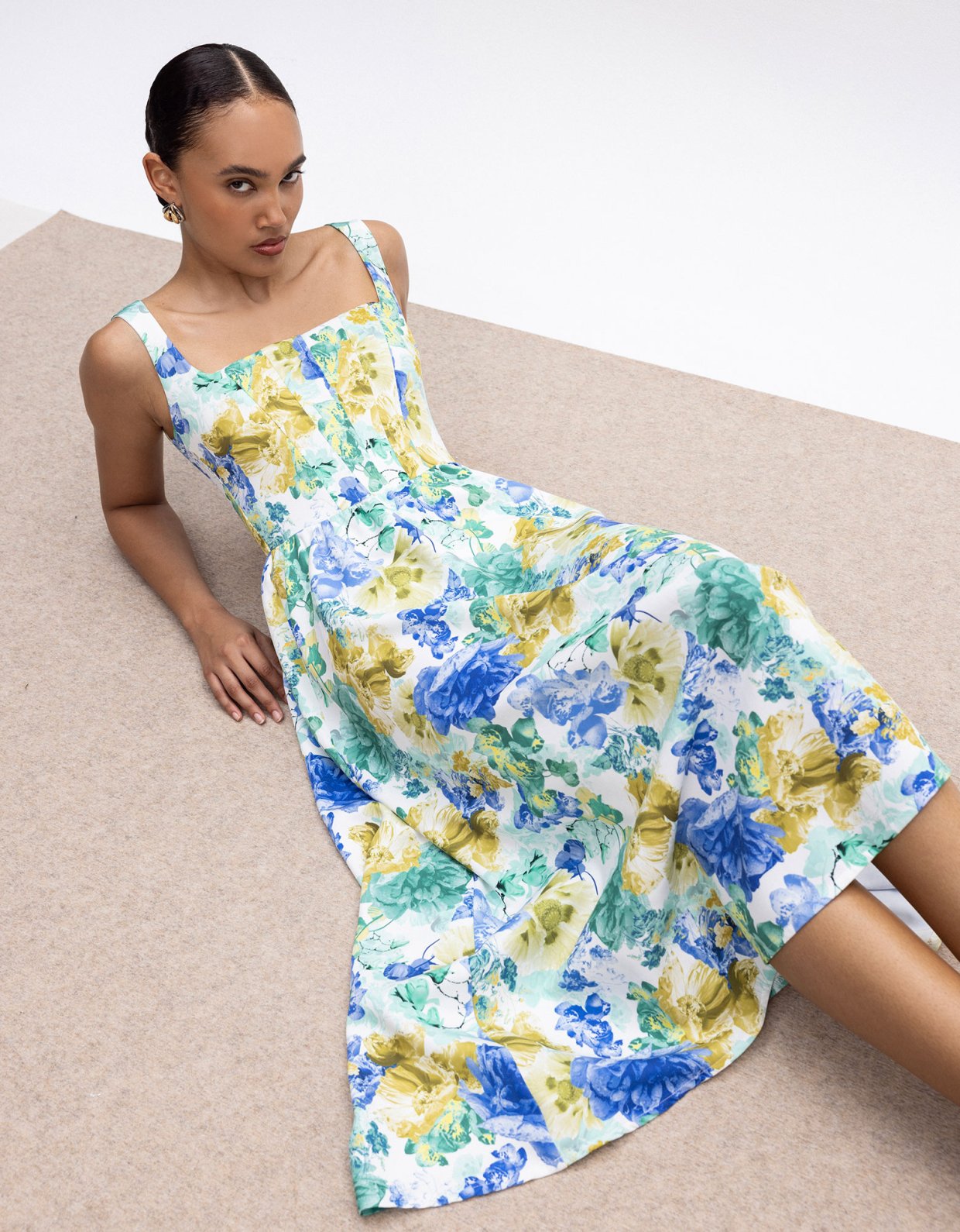 Ciel Concept Stephania midi dress