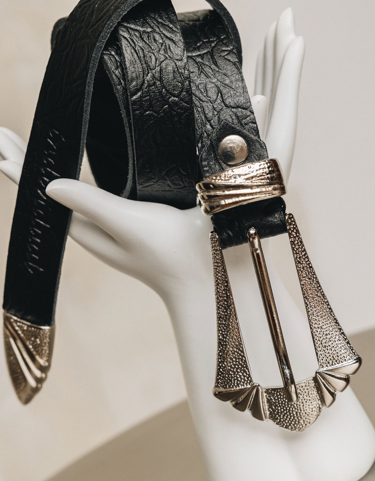 Individual Art Leather Sweet one leather belt black nickel