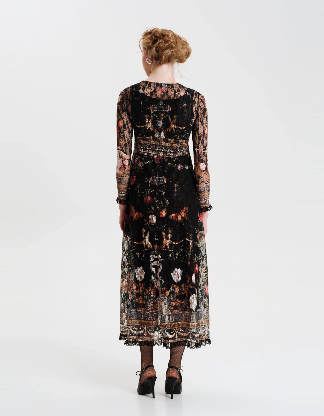 Peace and Chaos Temptation long lace dress