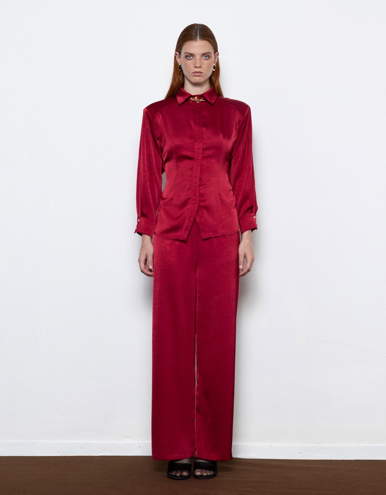 Mallory the label Tessie Bordeaux pants