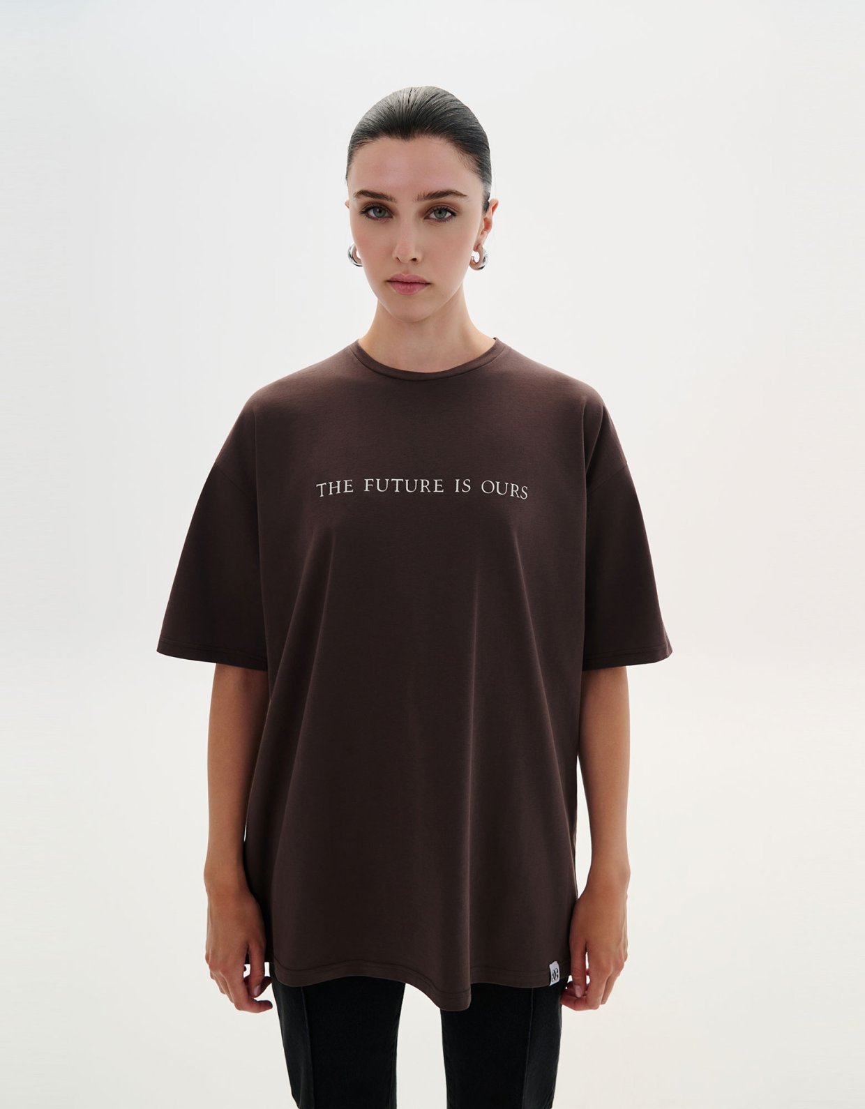 Combos Knitwear The future is ours t-shirt brown