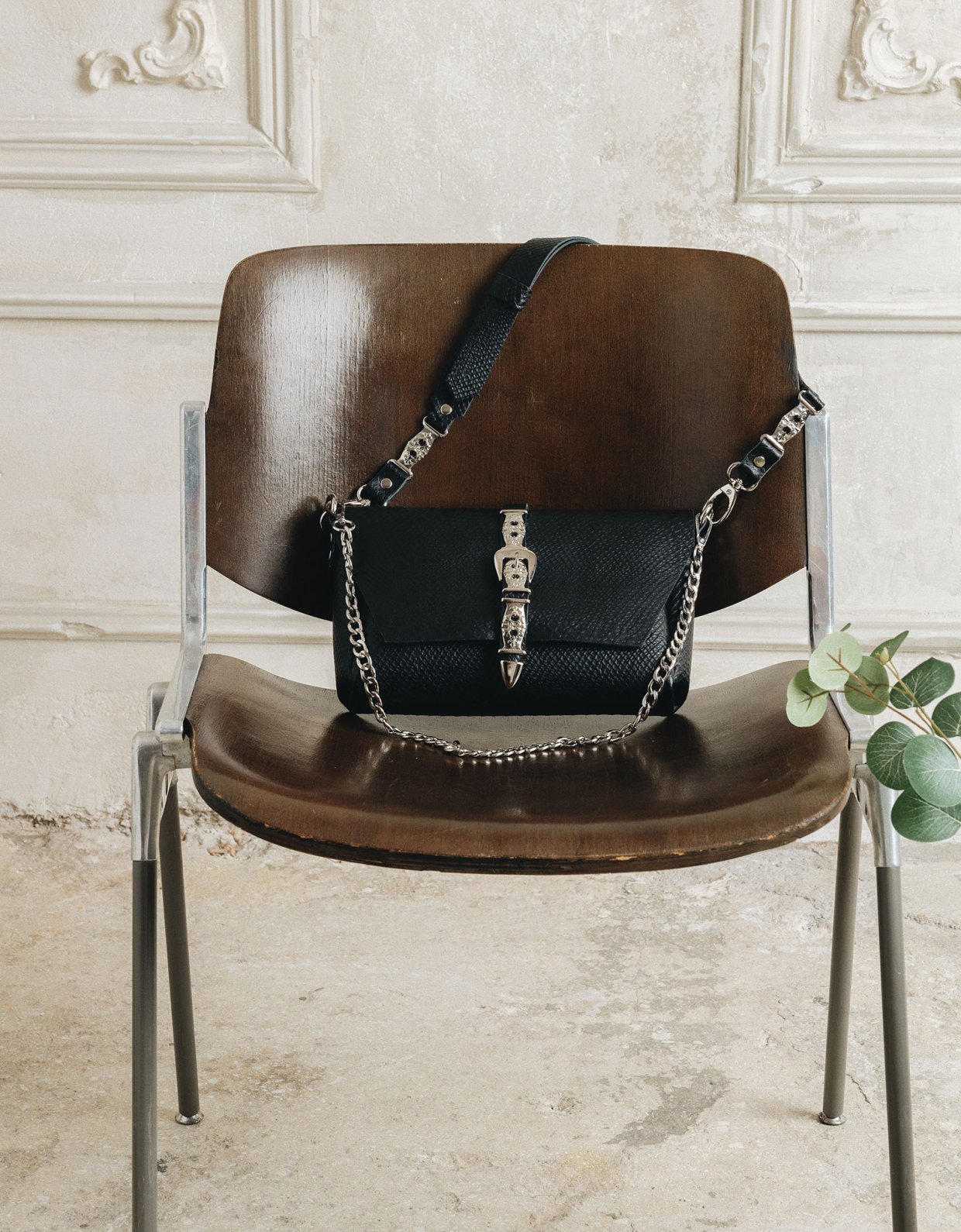 Individual Art Leather The river bag black nickel