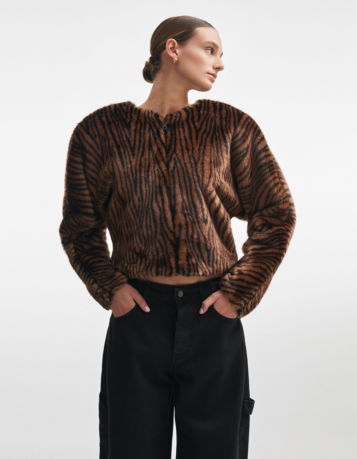Nadia Rapti Throwback fur blouse brown/black