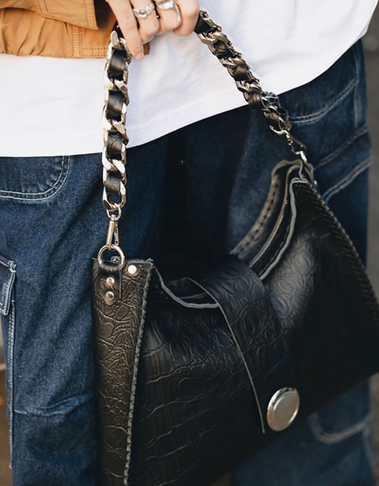 Individual Art Leather To the wilder bag black-nickel