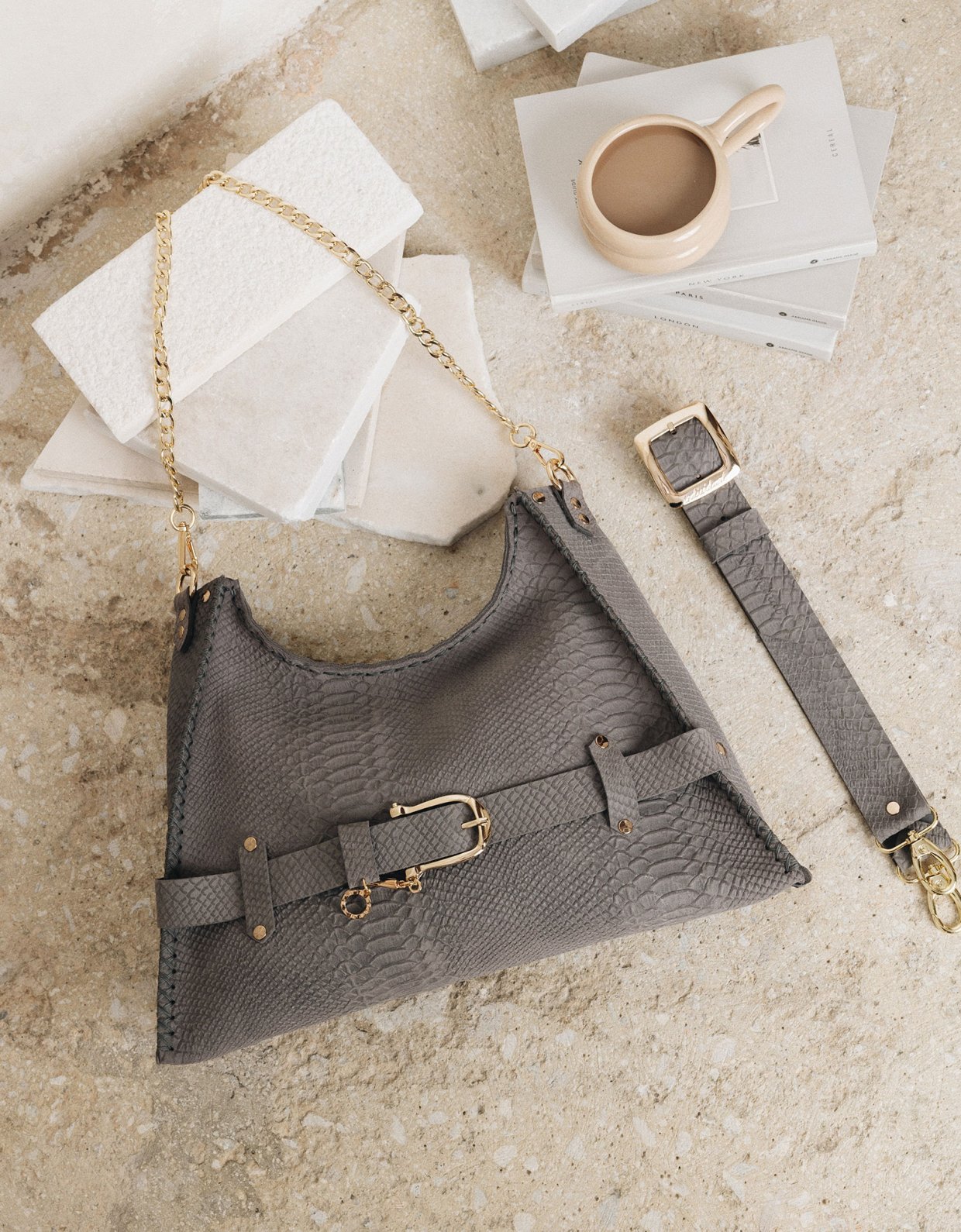 Individual Art Leather Together in electric dreams bag gray suede gold