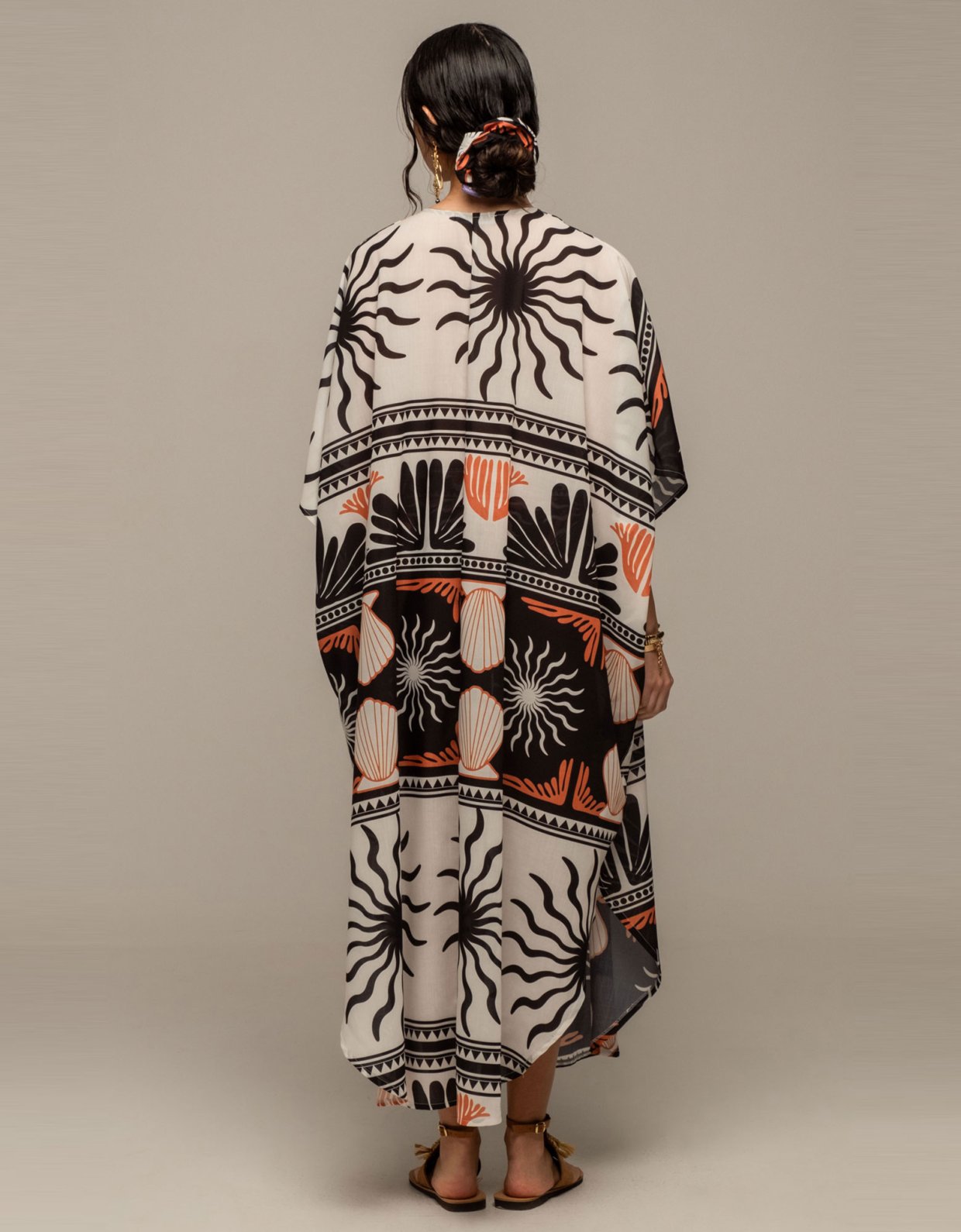 Peace and Chaos Tranquility kaftan