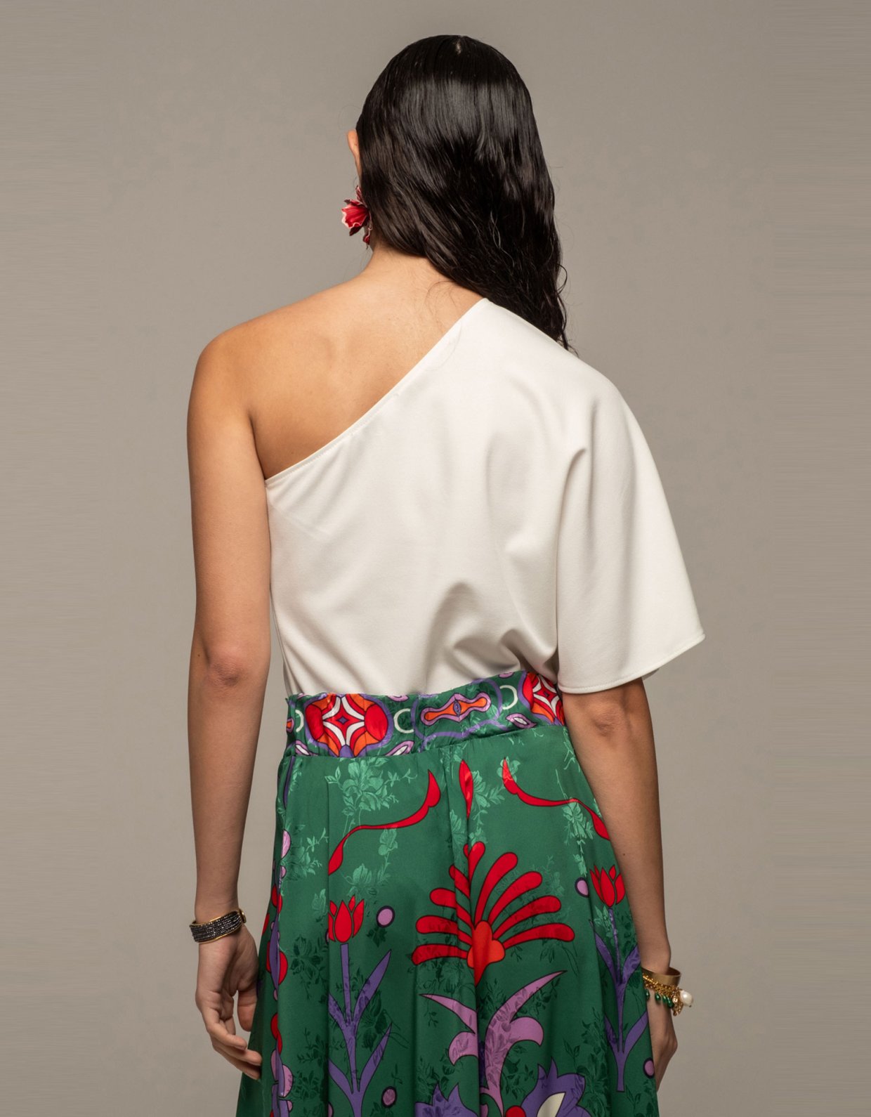 Peace and Chaos Vision top white