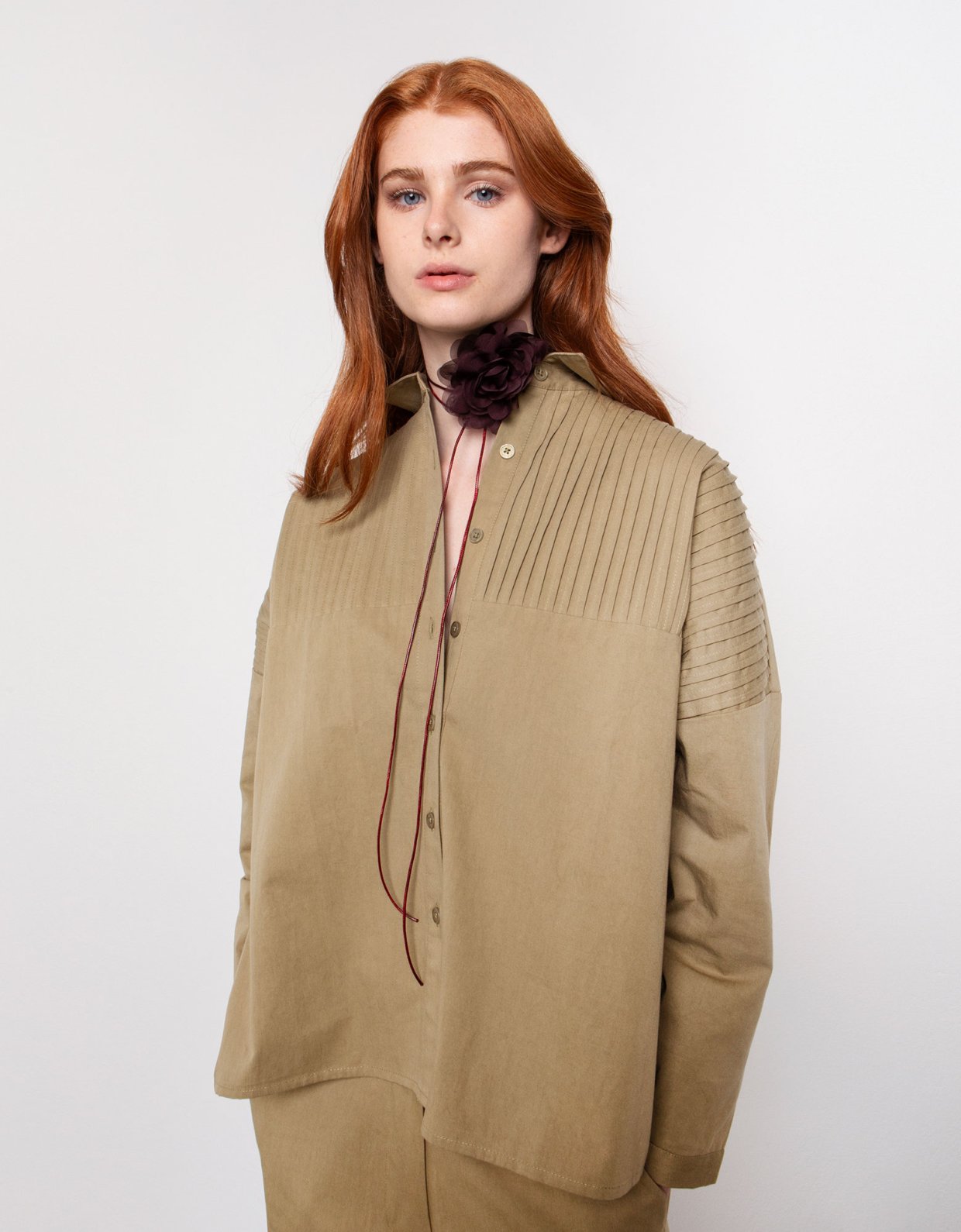 Nisώ Voyage shirt camel