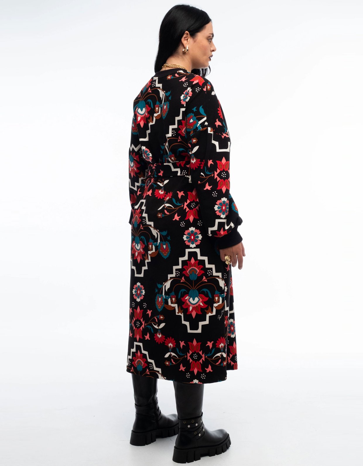 Peace and Chaos Romancer sweater dress black