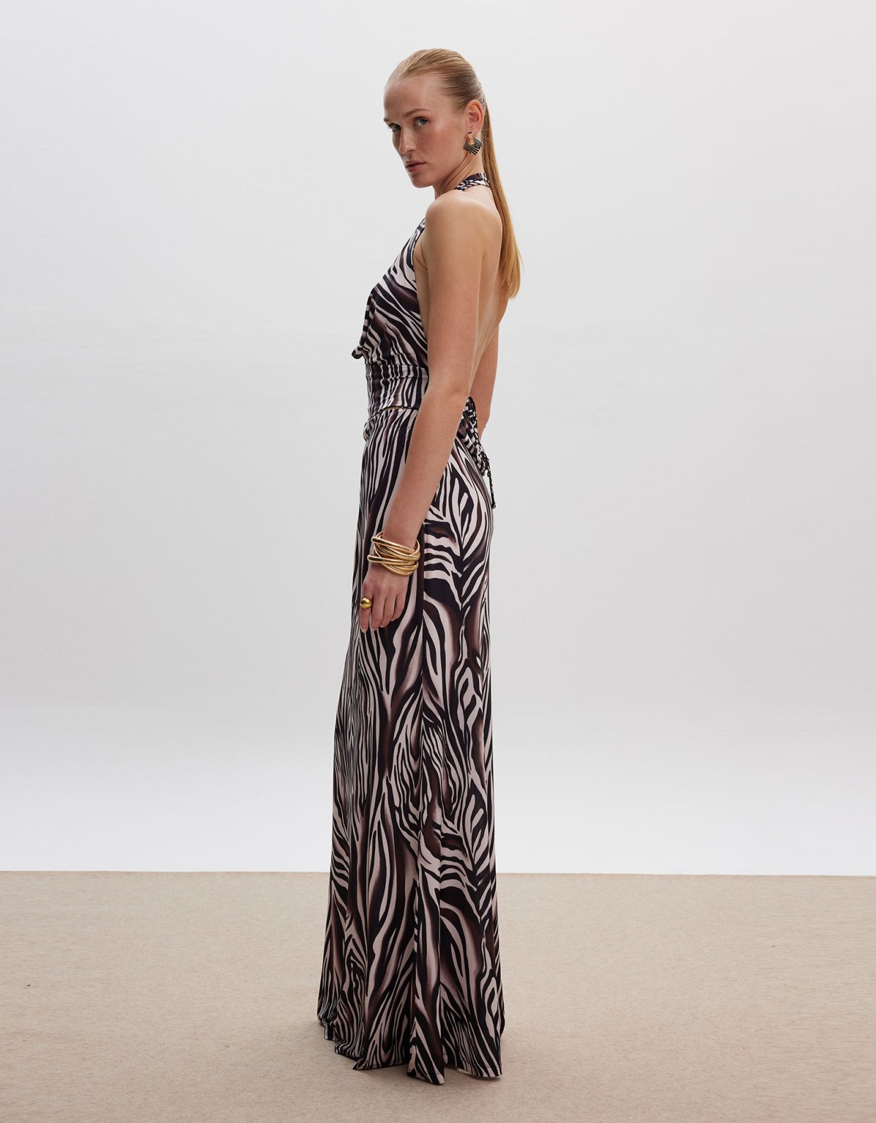Ciel Concept Wild thoughts backless maxi dress