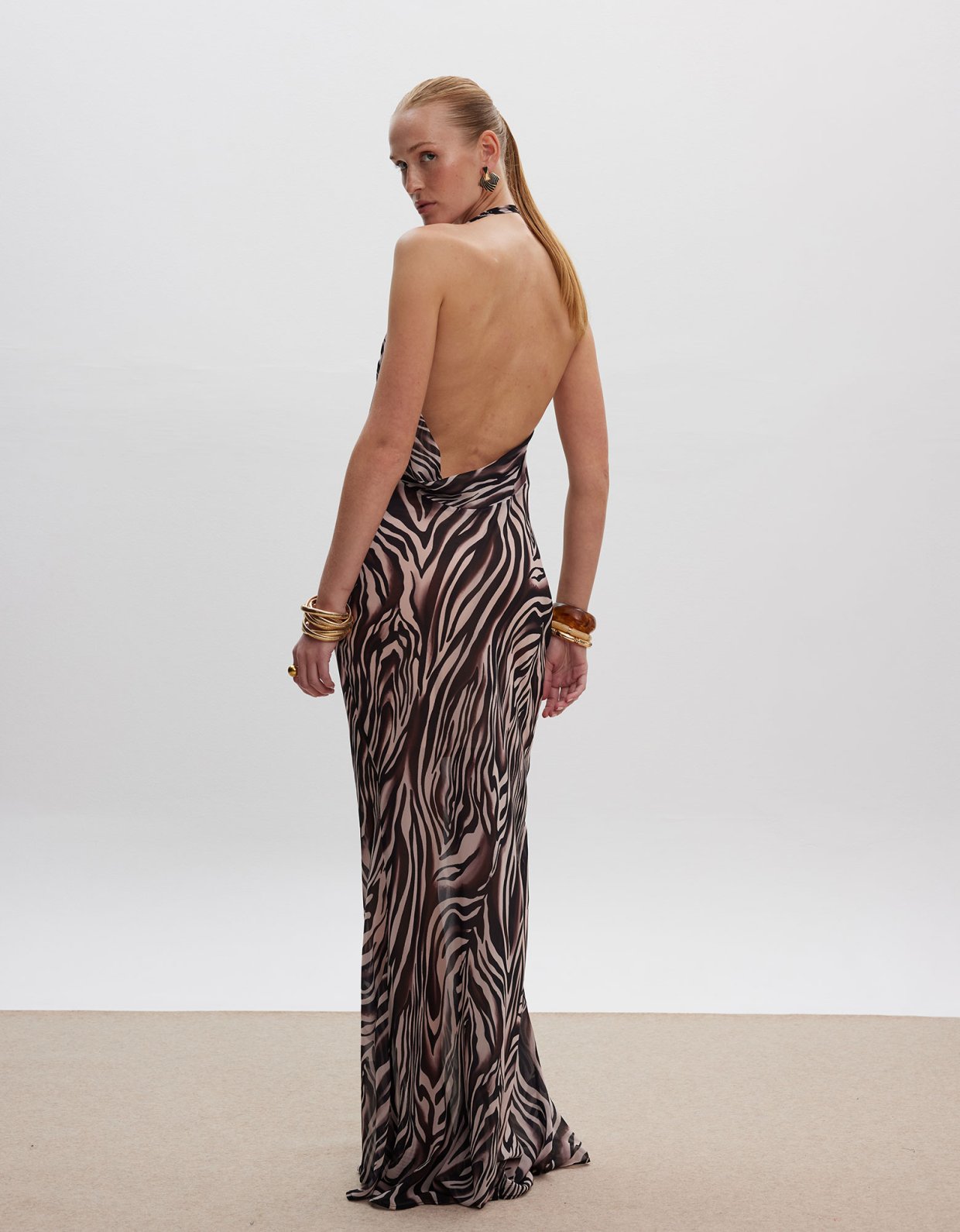 Ciel Concept Wild thoughts backless maxi dress