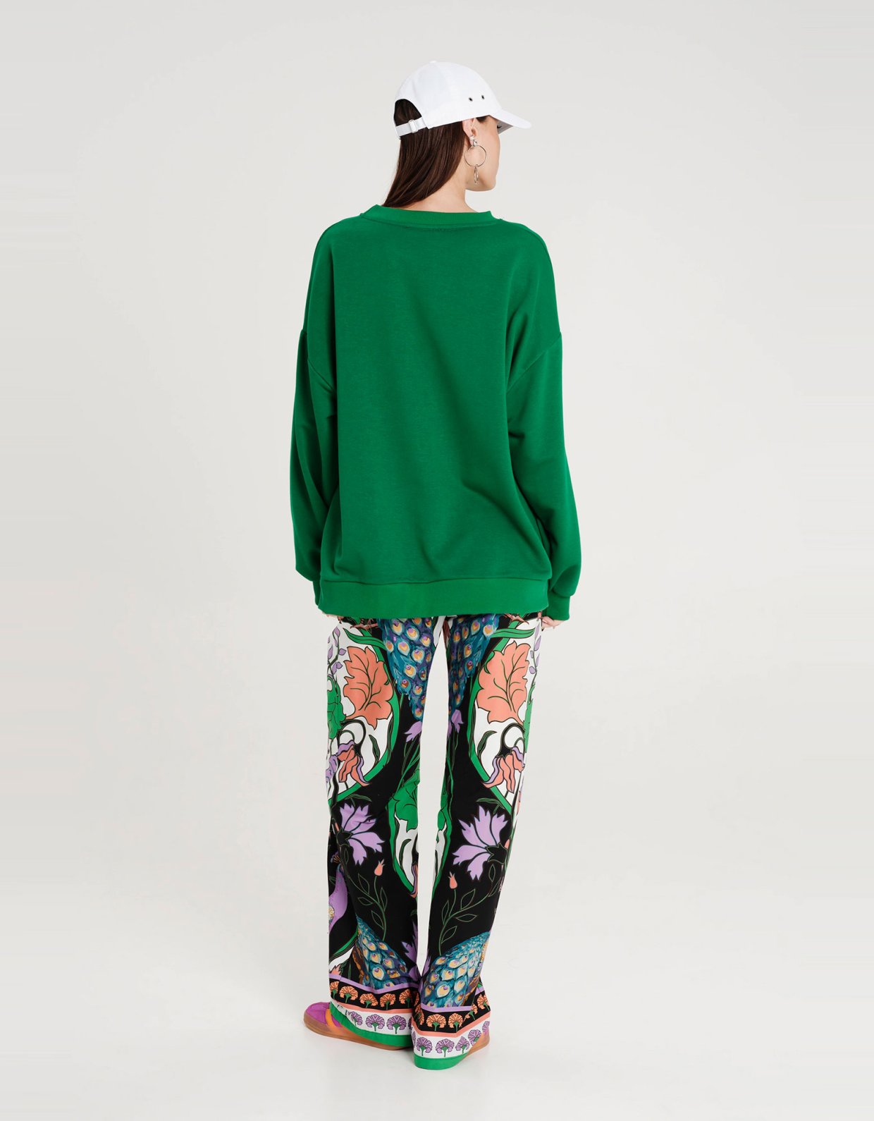 Peace and Chaos Wisdom sweater green