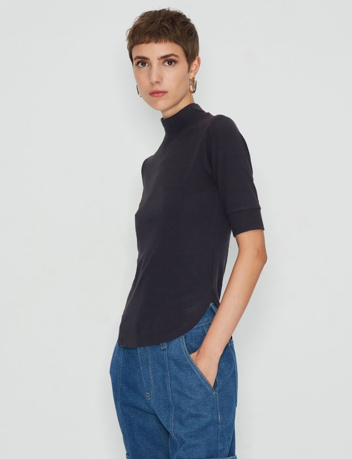 Dandelion high neck top black