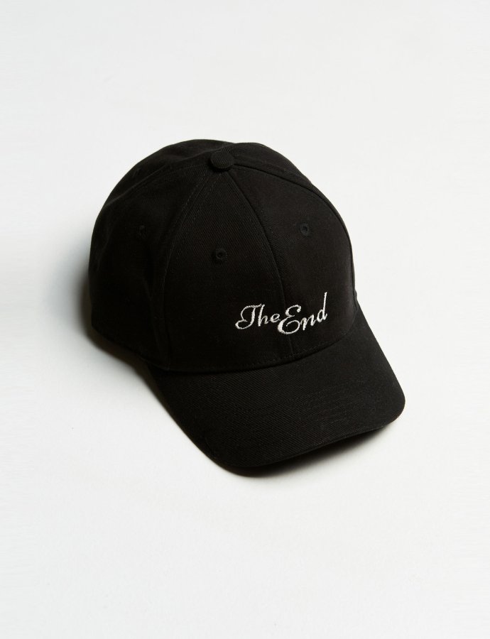 The end jockey hat black