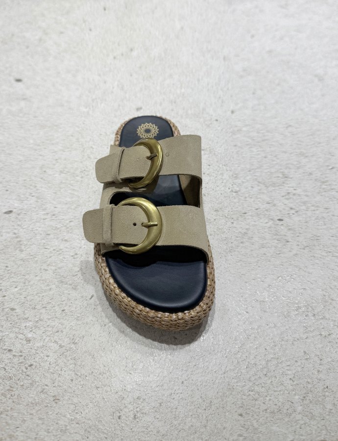 8401 suede sandals beige