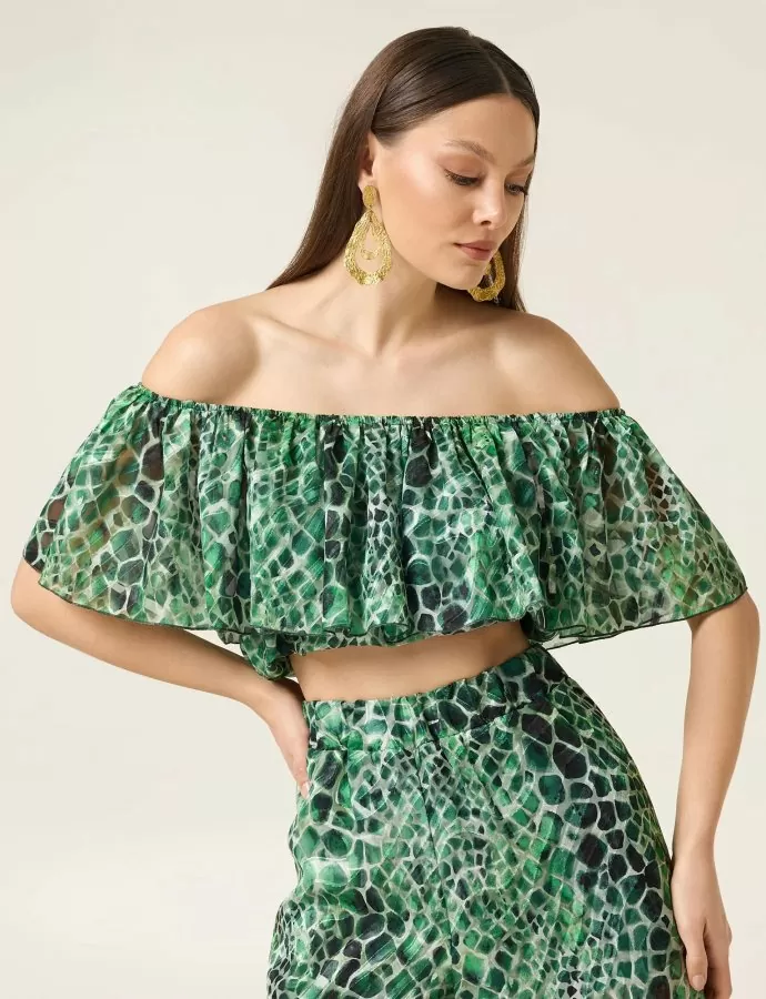 Cobra off shoulder top