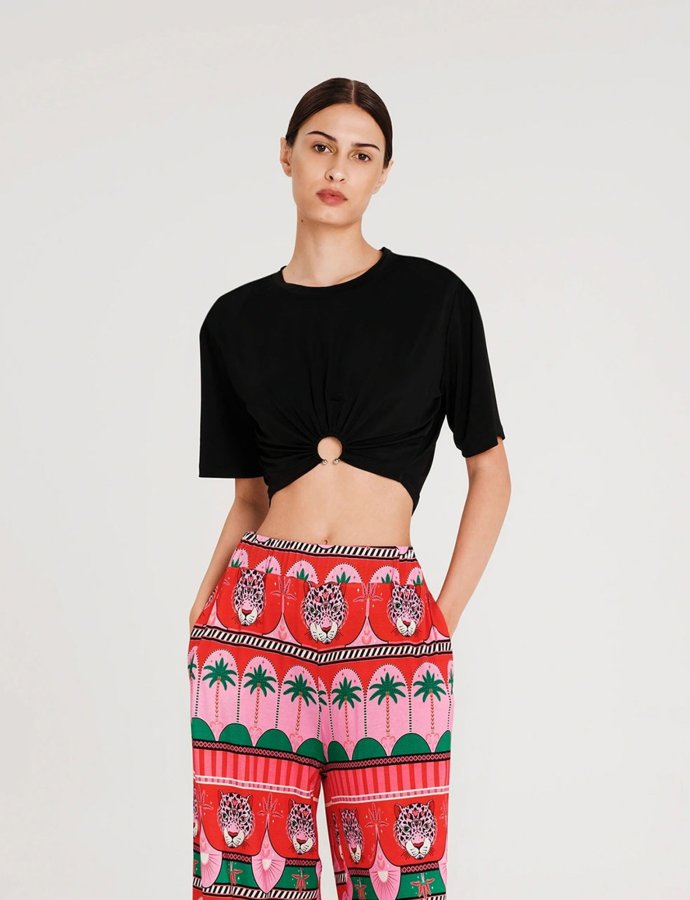 Enigma crop top black