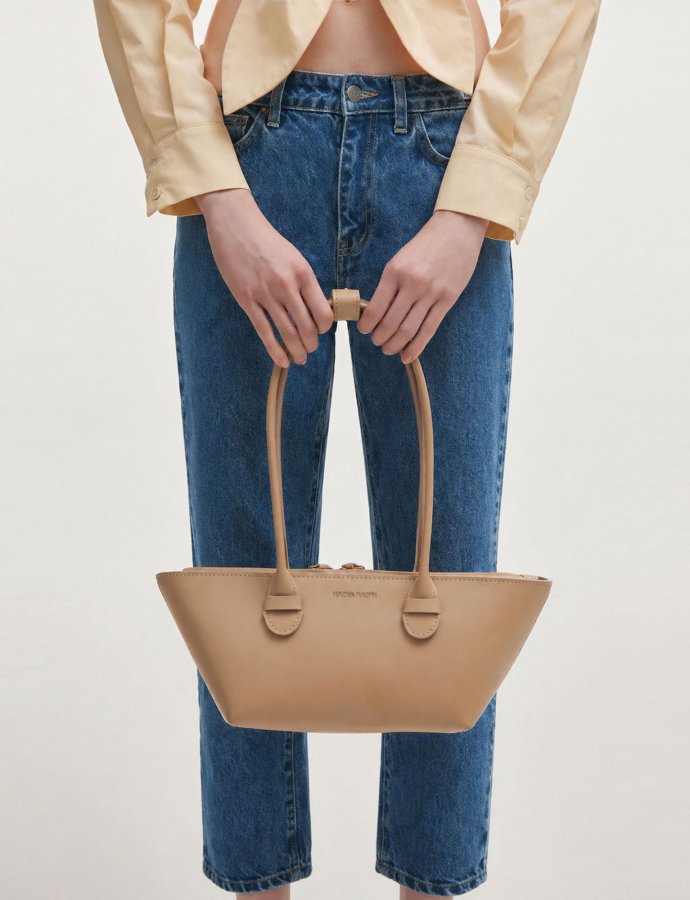 Gardenia leather bag beige