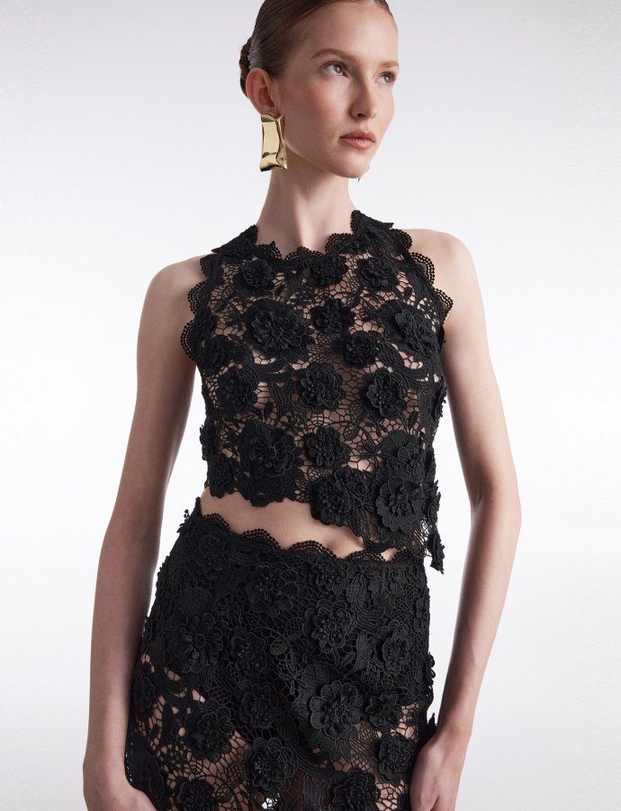 Charlotte top black