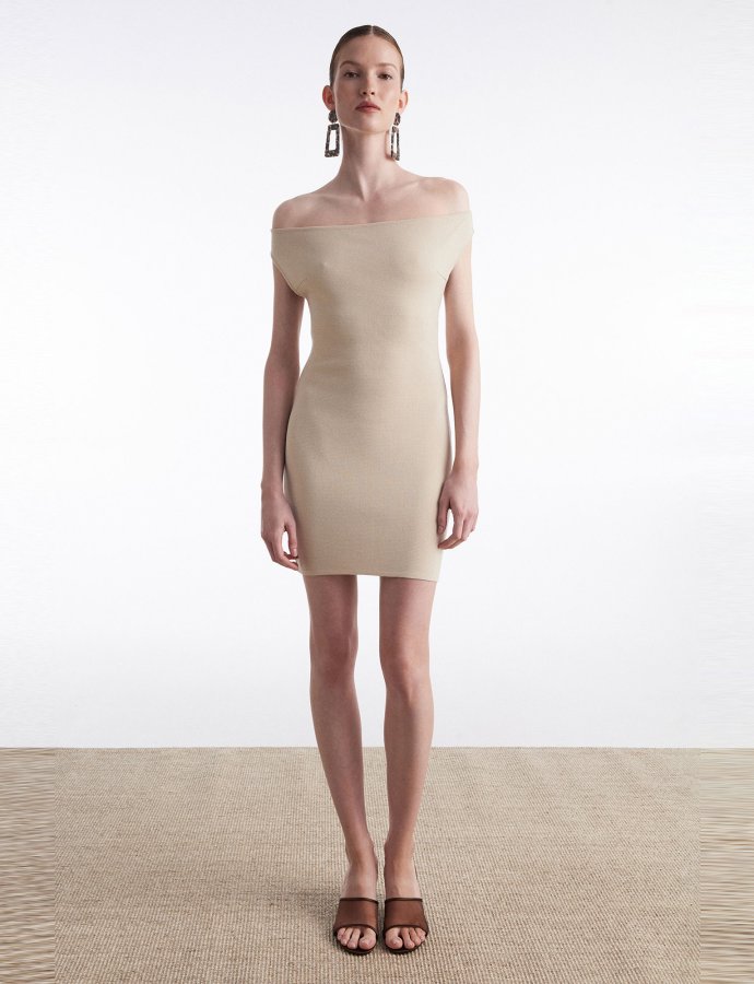 Fine line knitted mini dress beige