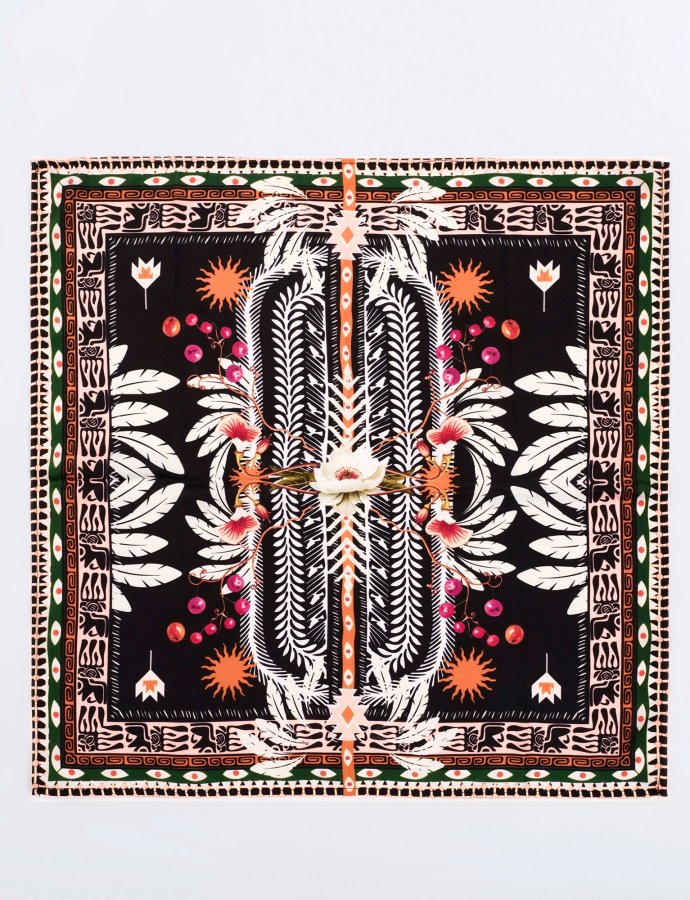 Myrtle scarf