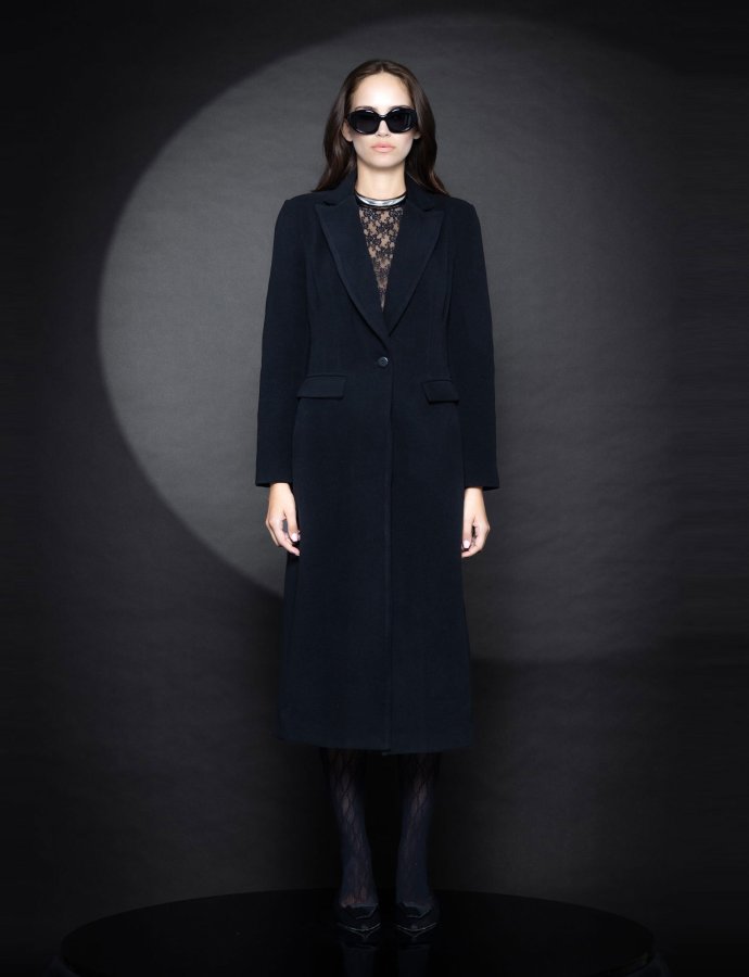Charis coat black