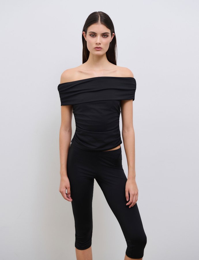 Anna off shoulder top