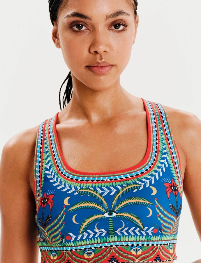Alignment sports top