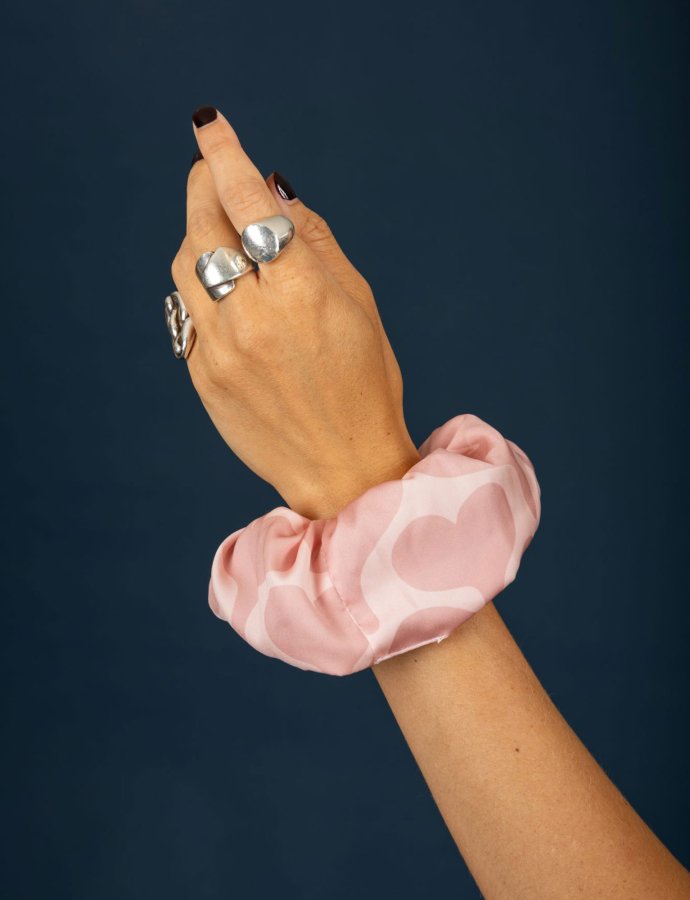 Agatha scrunchie pink