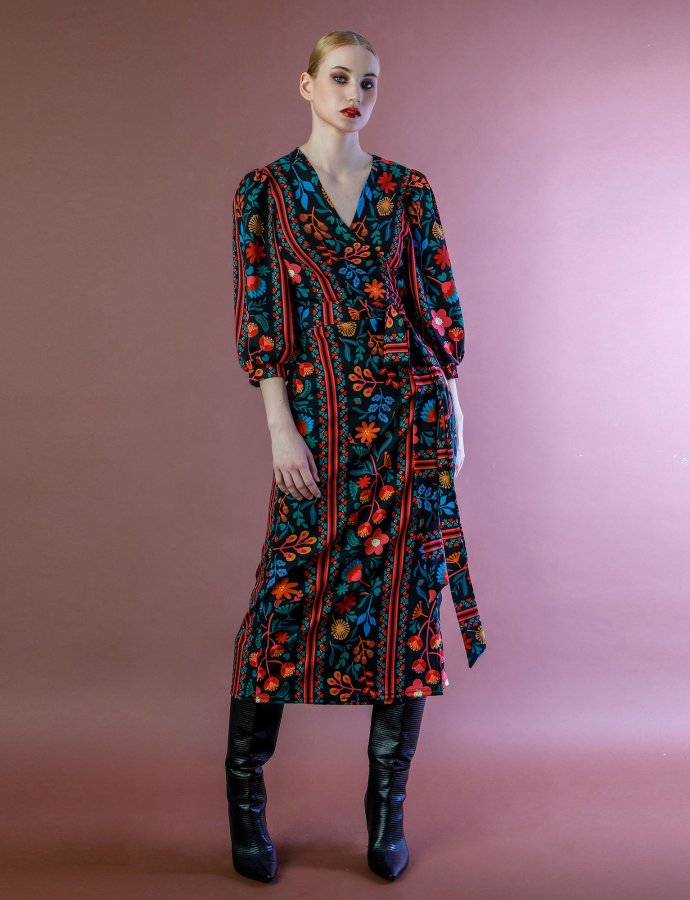Alina dress black