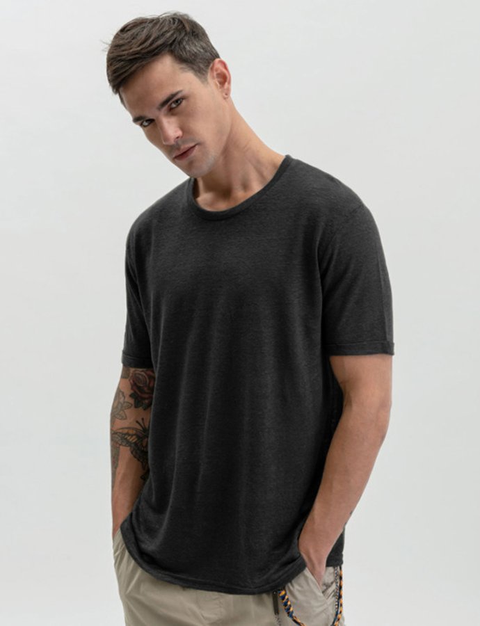 Linen t-shirt black