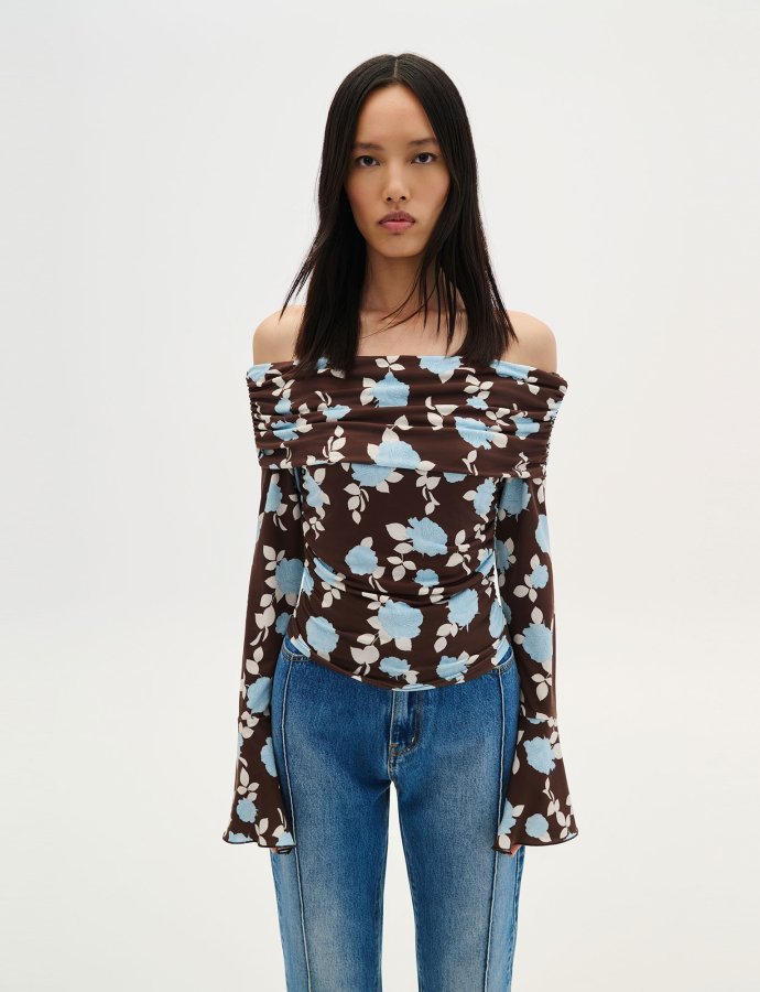 Floral printed off shoulder top