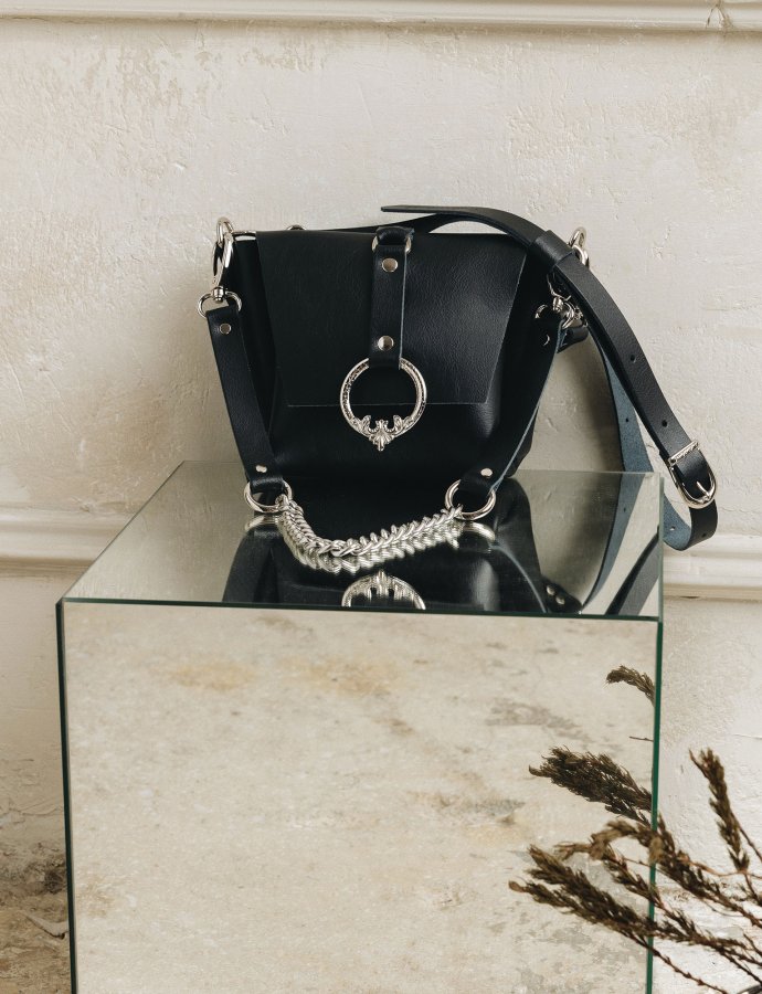 Here I am bag black nickel