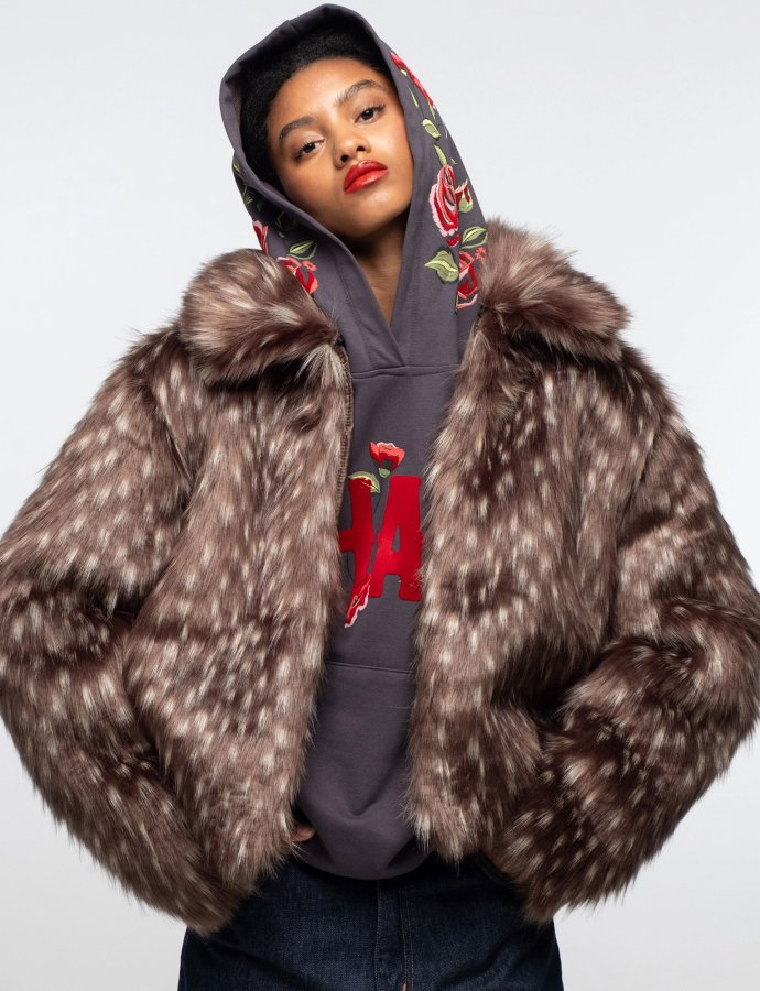 Lavish eco-fur coat faux lynks